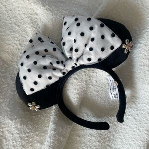 Disney x Baublebar Velvet Minnie Ears